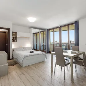 https://appartamento-privato-garibaldi.italymilanhotels.net